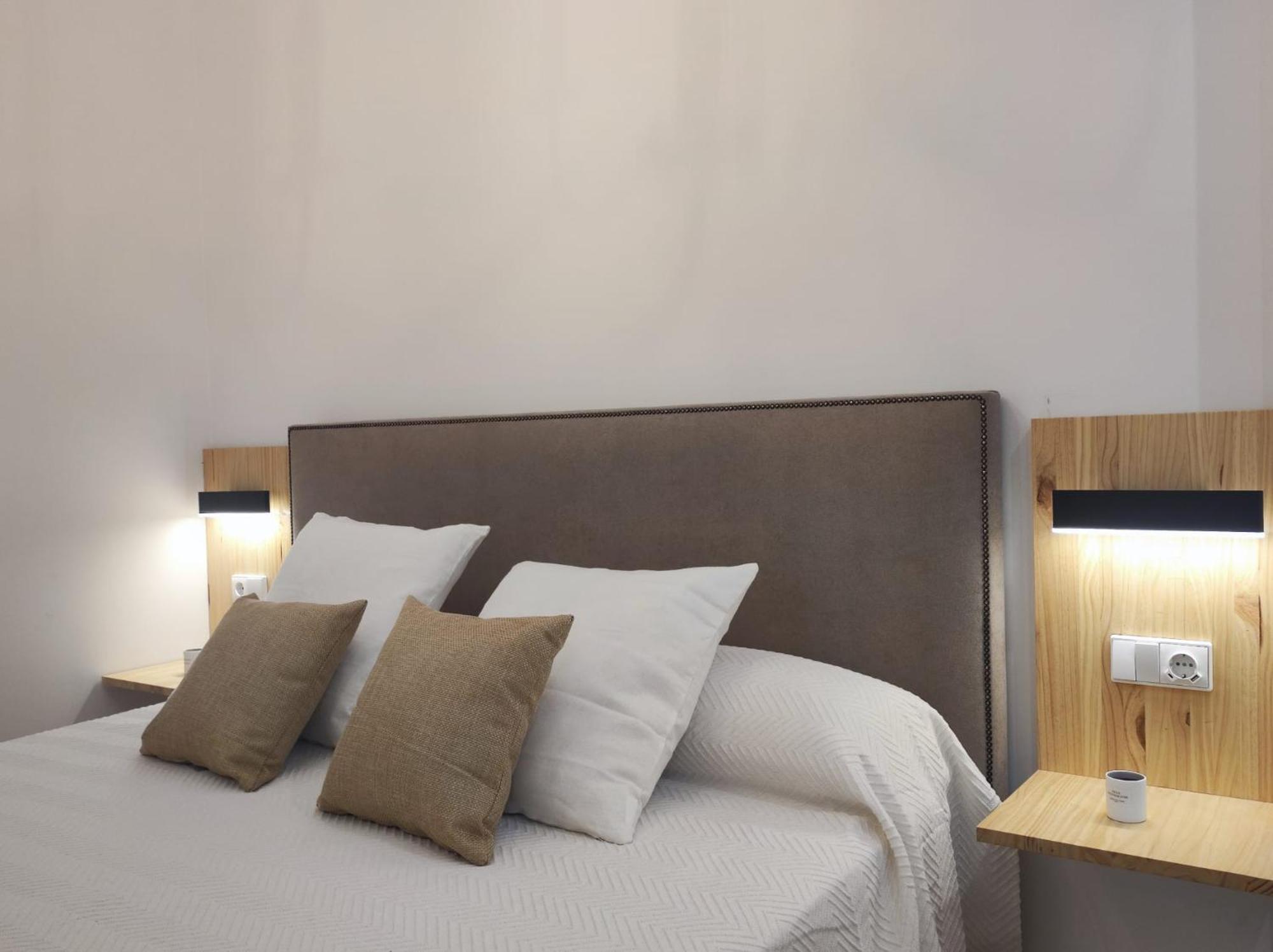 Paseo Gold Apartment *